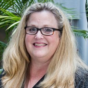 Meet your Posher, Sara jane